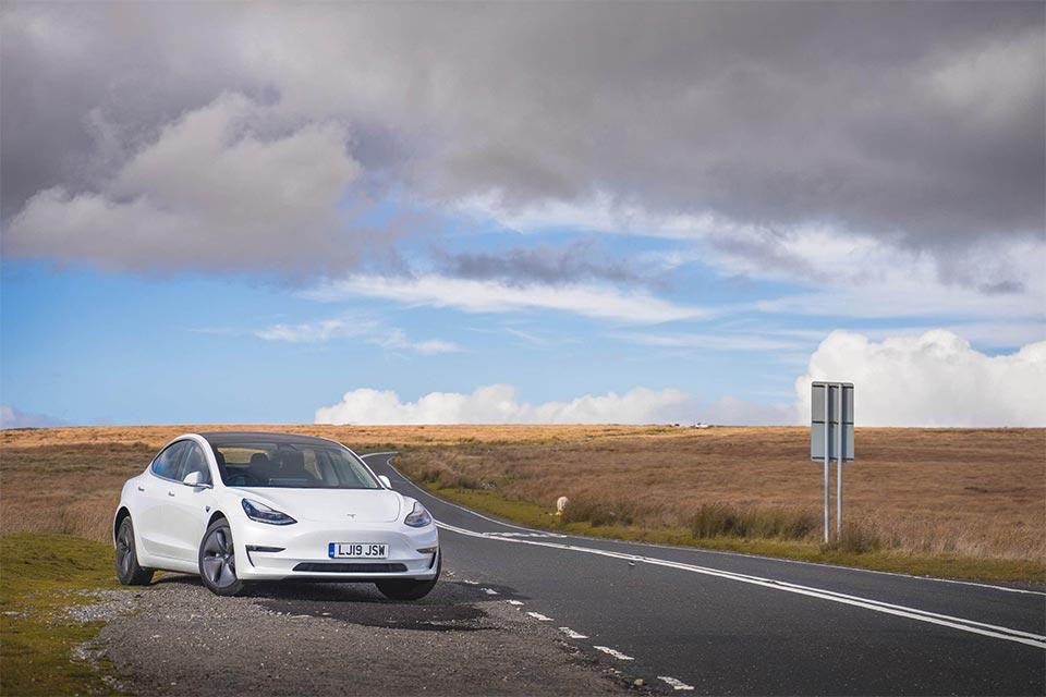 First Drive - EV Review - Tesla Model 3